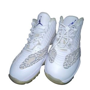 Air Jordan 11 Retro Low